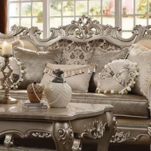 Meet your Posher, Lourdes